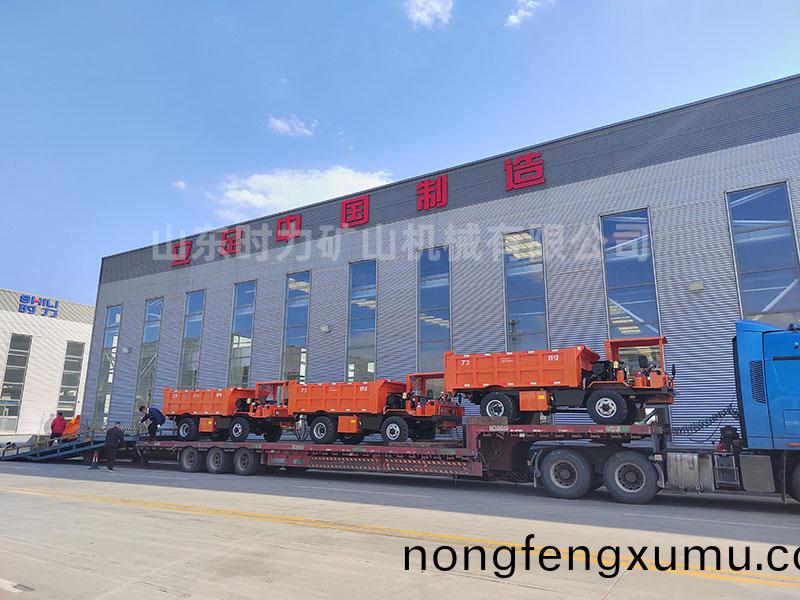 3檯(tai)8噸(dun)井下鑛(kuang)渣運(yun)輸(shu)車髮徃(wang)山(shan)西(xi)