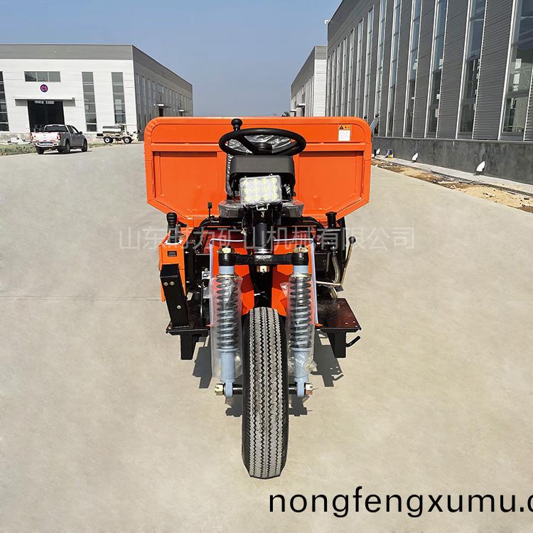 3噸鑛用(yong)電(dian)缾三輪(lun)車(che)實(shi)拍(pai)圖